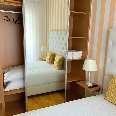 Duarte T2 - Com Vista Mar 度假居 *