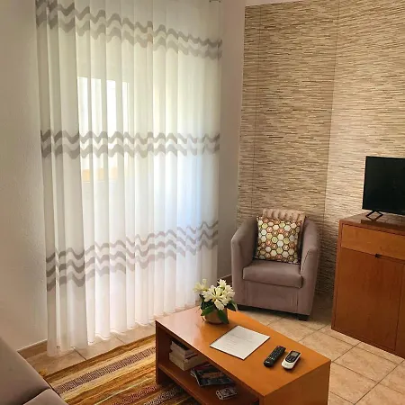 Duarte T2 - Com Vista Mar 度假居