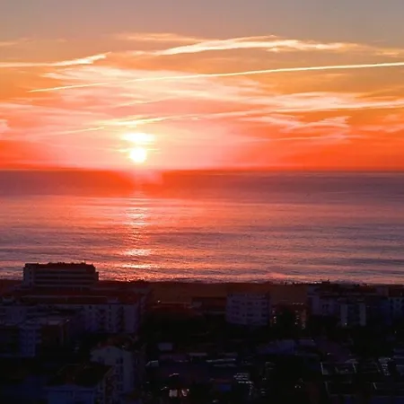 Duarte T2 - Com Vista Mar * 纳扎雷